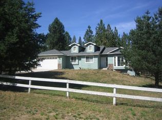 3323 E Buck Brush Ave, Chattaroy, WA 99003
