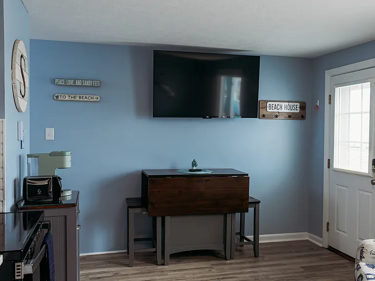 189 E Grand Ave #304 — Photo 13