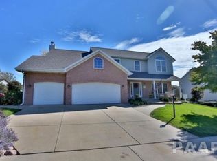 11214 N Jonathans Way, Dunlap, IL 61525