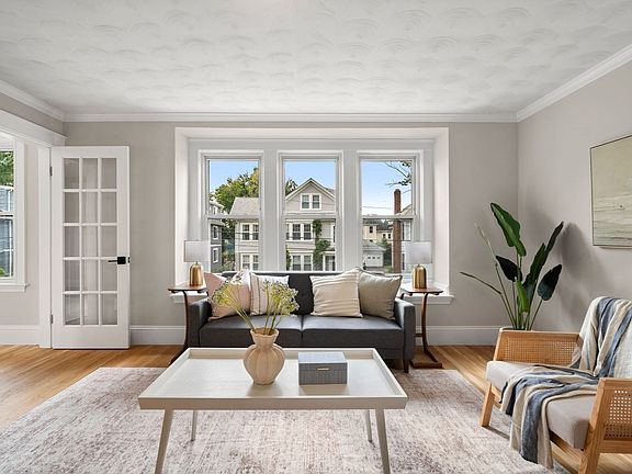 4th image of 33 Pondview Rd #33