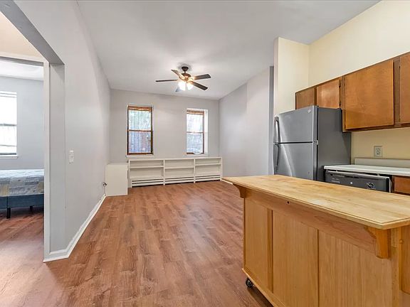 2nd image of 126 Saratoga Ave APT 1A