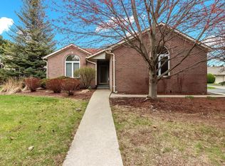 2998 Emerald Isle, Traverse City, MI