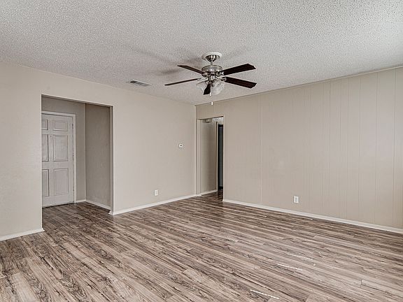 3rd image of 645 Sue Ann Ln