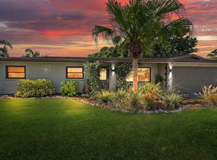 5740 Britannia Dr, Sarasota, FL 34231