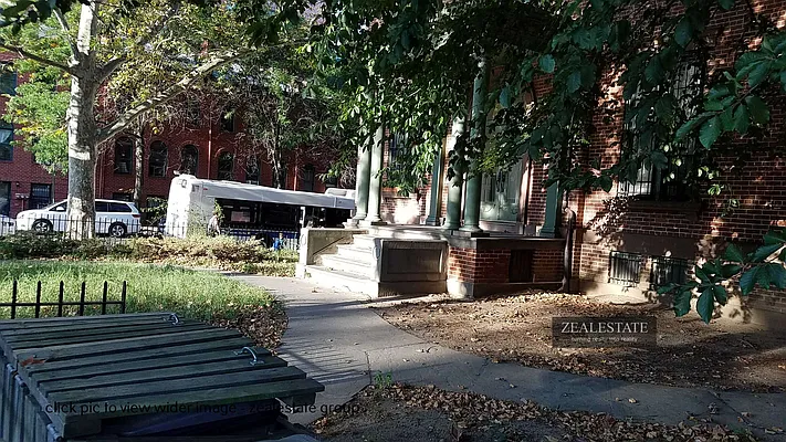 Rented by ZealEstate Group Inc | media 35