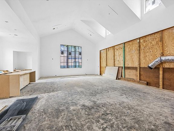 5th image of 10607 Gawain Ln