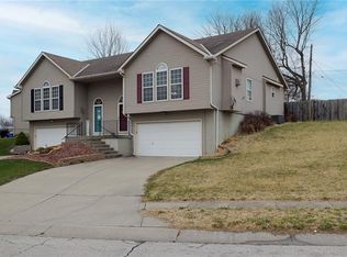 513 NW 71st Ter, Kansas City, MO 64116