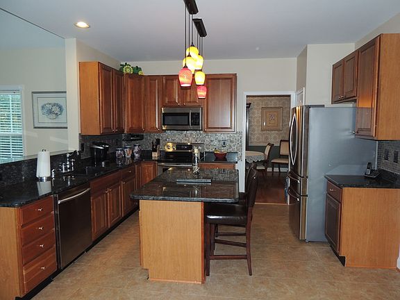 Tile Floor and New S/S Appliances