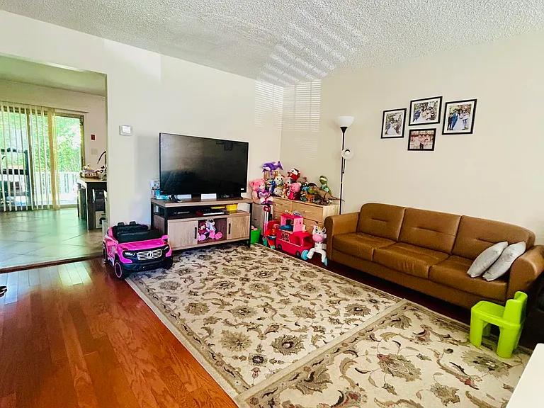3 Whistler Dr #3 — Photo 3