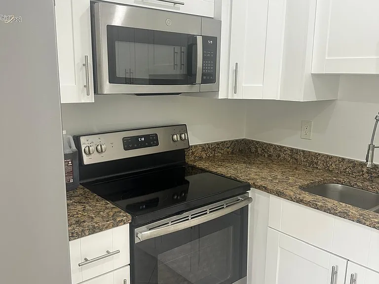 2100 Springdale Blvd #303 — Photo 16