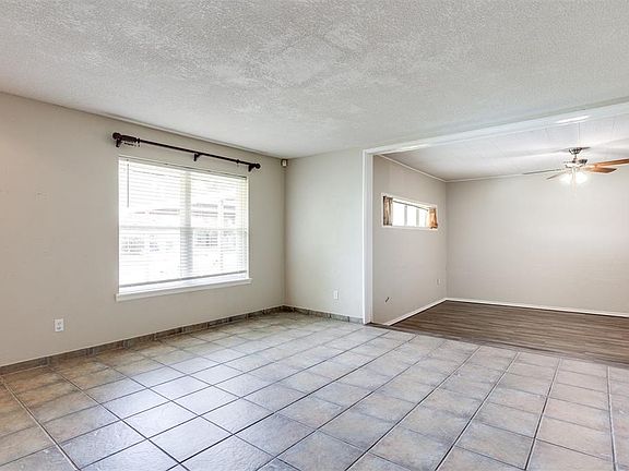 5th image of 14004 Gateway Dr