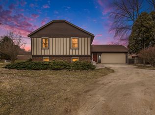 12940 Wilson St, Coopersville, MI 49404