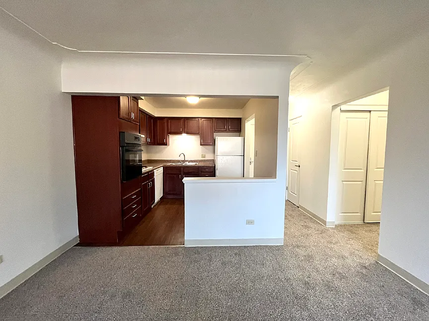 1 bed, 465 sqft, $1,182 — Photo 4