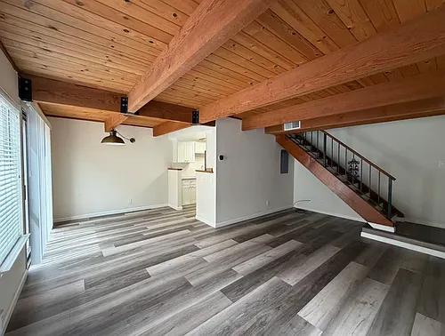 118 Mission Dr Photo 1