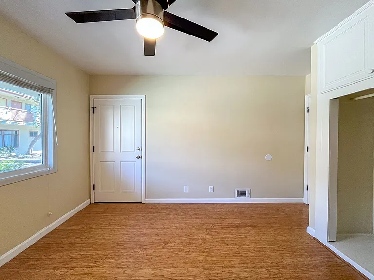 3910 Coco Ave — Photo 72