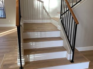 1612 E Redfield Rd, Gilbert, AZ 85234