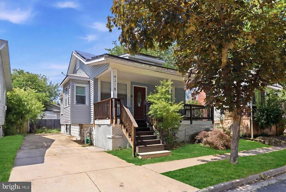 3 bed, 3.0 bath, 1488 sqft, $3,150 — Photo 1