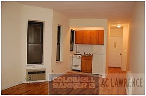 4th image of 327 E 90th St #4L