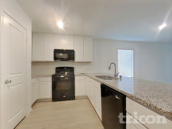 4th image of 11814 Bone Spring Dr