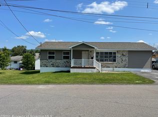 2 Rear Orchard St, Carbondale, PA 18407