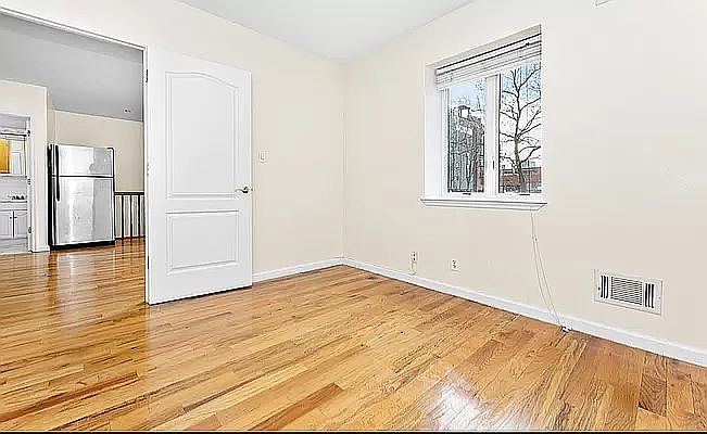 1st image of 567 Warren St APT 104