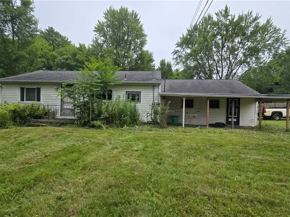 795 E Liberty St, Hubbard, OH 44425