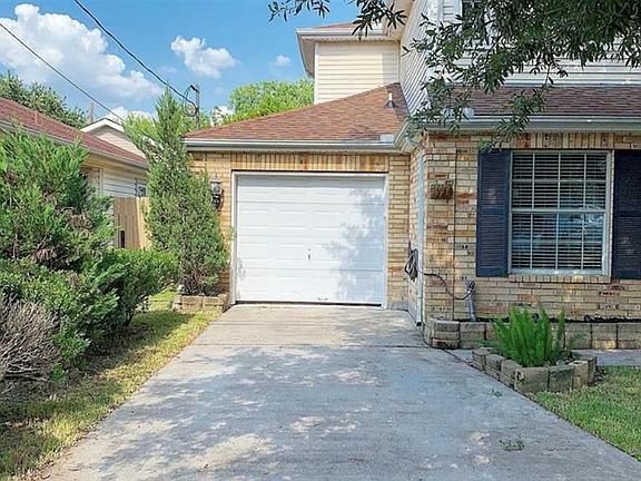3rd image of 10918 Vista Norte Ct