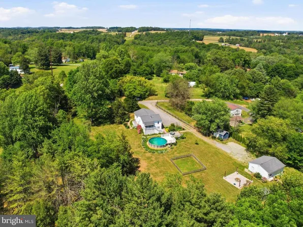 45 Wenzel Rd, Airville, PA 17302