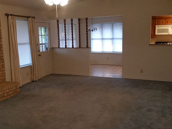 3rd image of 503 Weiss Dr