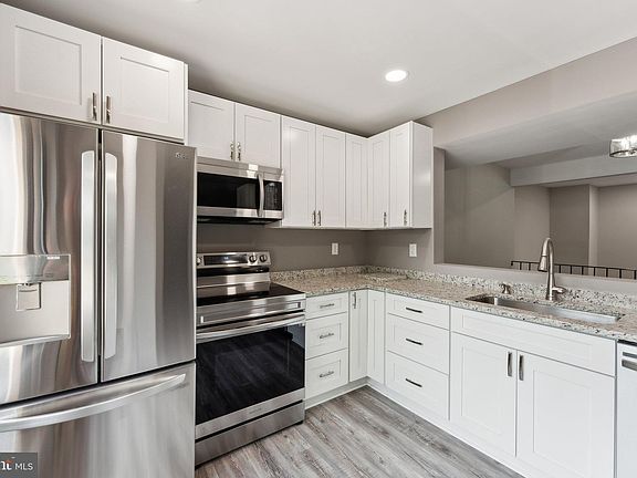 5th image of 2213 Christy Pl