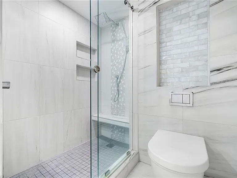 4001 Gulf Shore Blvd N #702 — Photo 30