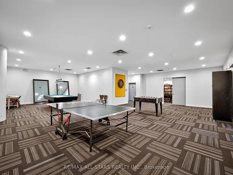 155 Dalhousie St #827 — Photo 32