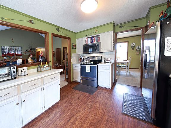 4th image of 2906 Derven Ct