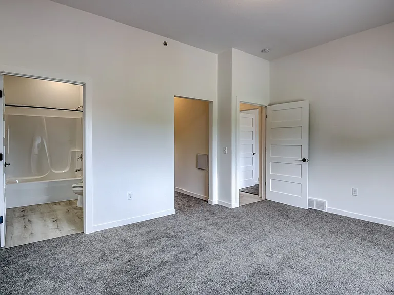 1152 N Hillcrest Pkwy — Photo 11