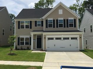 520 Citrus Petal Rd, Fuquay Varina, NC 27526