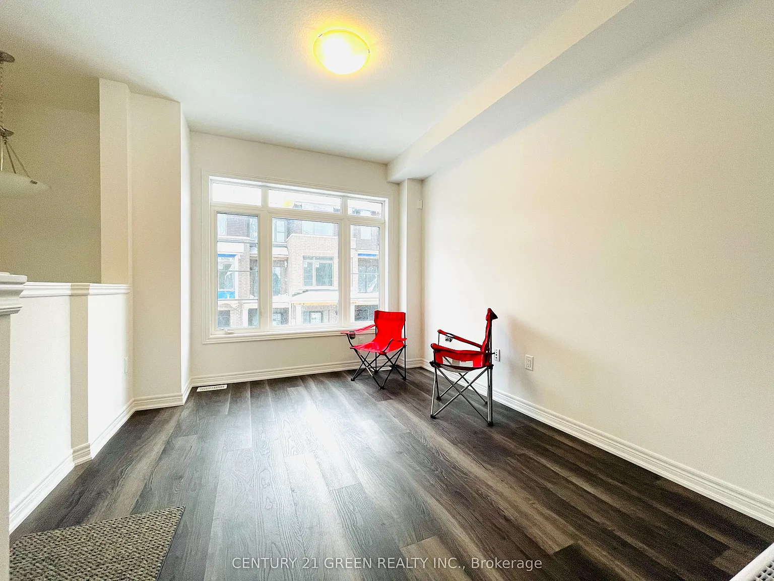 3 bed, $2,600 — Photo 2