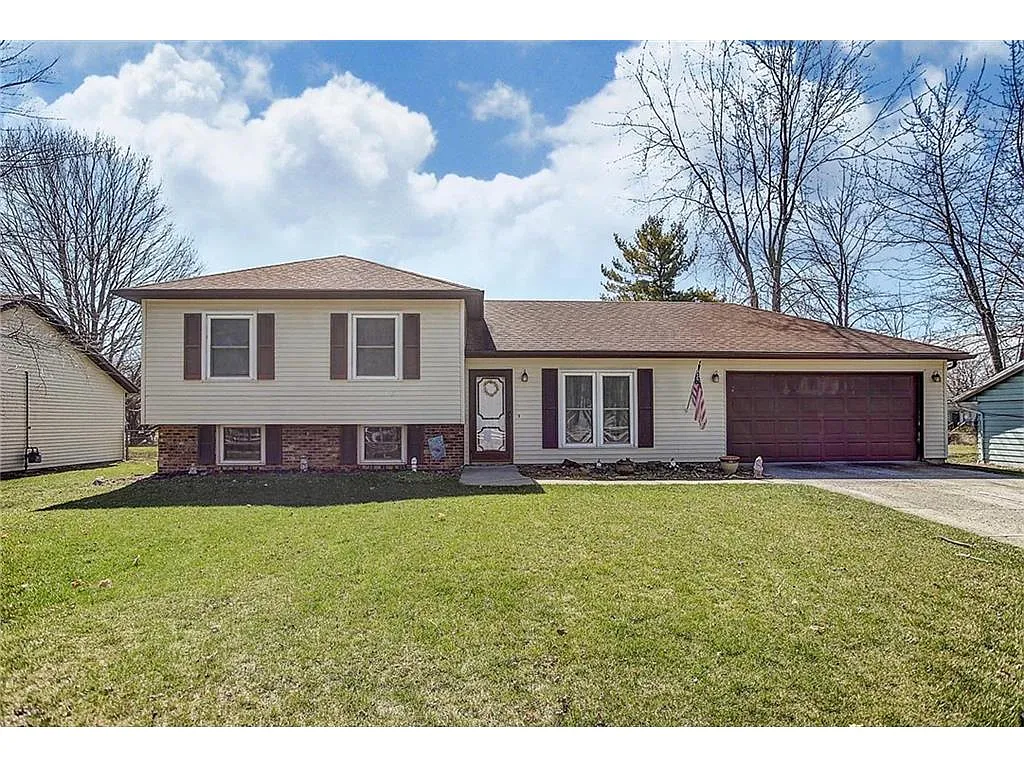 1533 Villa Rd photo 1