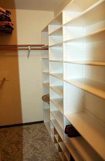 2nd image of 108 N Woodcrest Dr N
