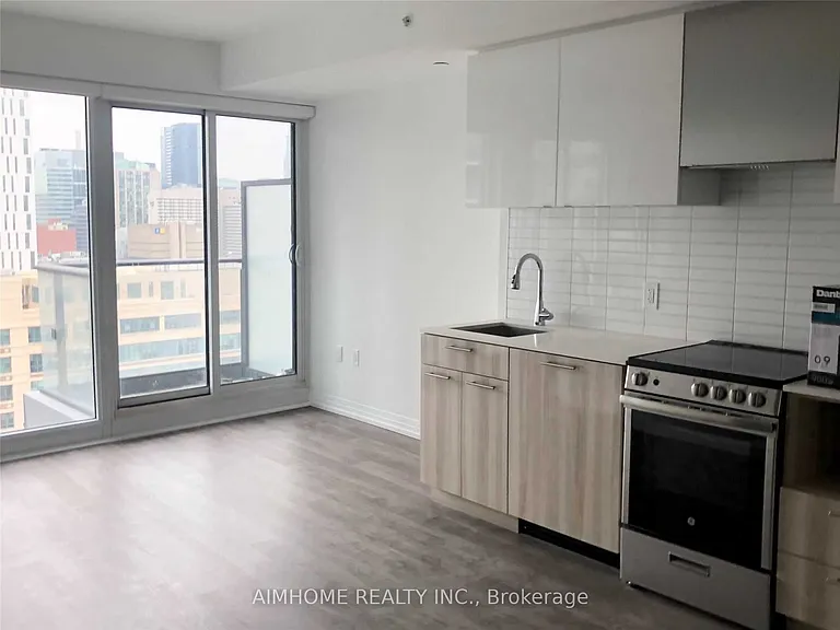 251 Jarvis St #2108 — Photo 4