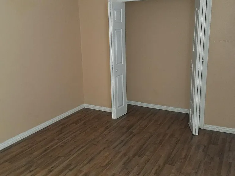 3121 Urquhart St — Photo 4