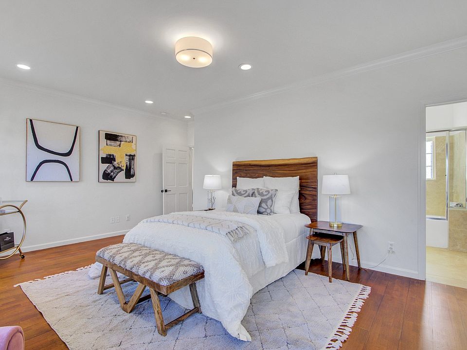 1st image of 381 Huntington Ave #A