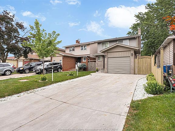 3rd image of 3038 Brimley Dr