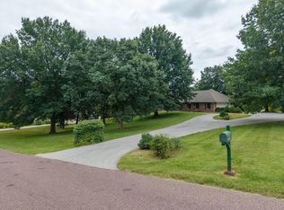 2870 W Mill Creek Ter, Columbia, MO 65203