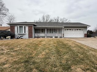 1503 Shadow Ln, Saint Charles, MO