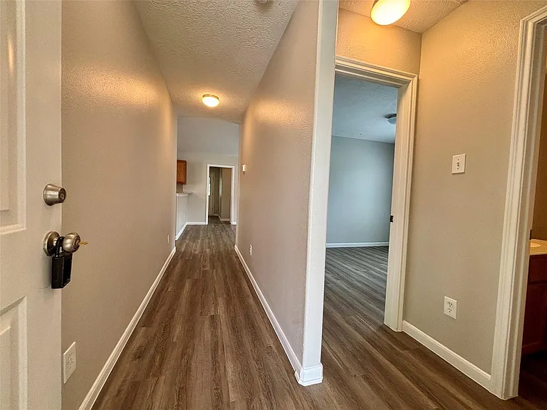 8816 E Buffalo Cir — Photo 3