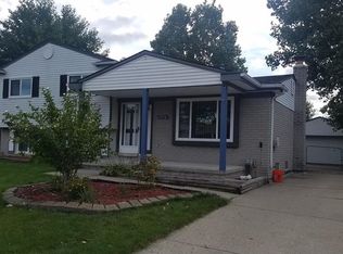 4714 W Nathan Dr, Sterling Heights, MI 48310