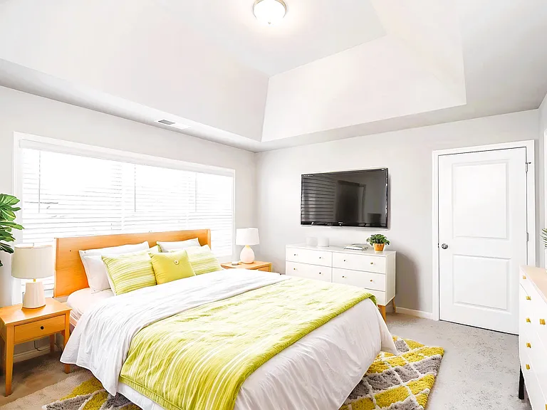 616 Elliston Pl — Photo 3