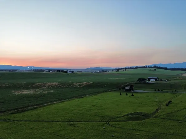 2122 N Wintercrest Dr, Kalispell, MT 59901