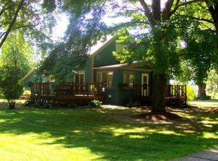 9407 Nelson St, Amherst Junction, WI 54407