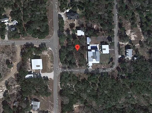 1834 Fuller Dr, Canyon Lake, TX 78133